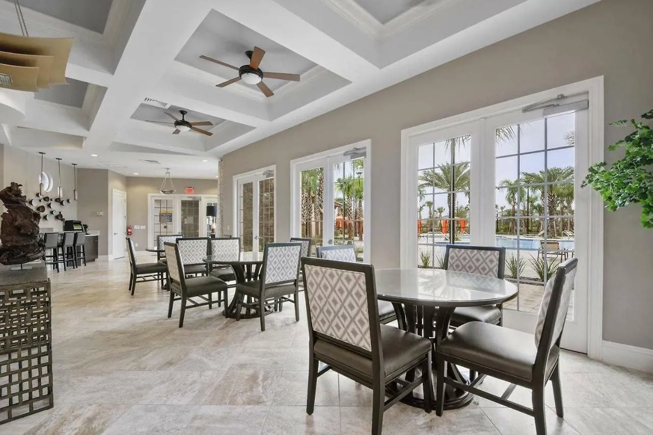 Holiday home 5356 Water Park Solterra Resort 5Bed House - 10 Minutes From Disney Davenport