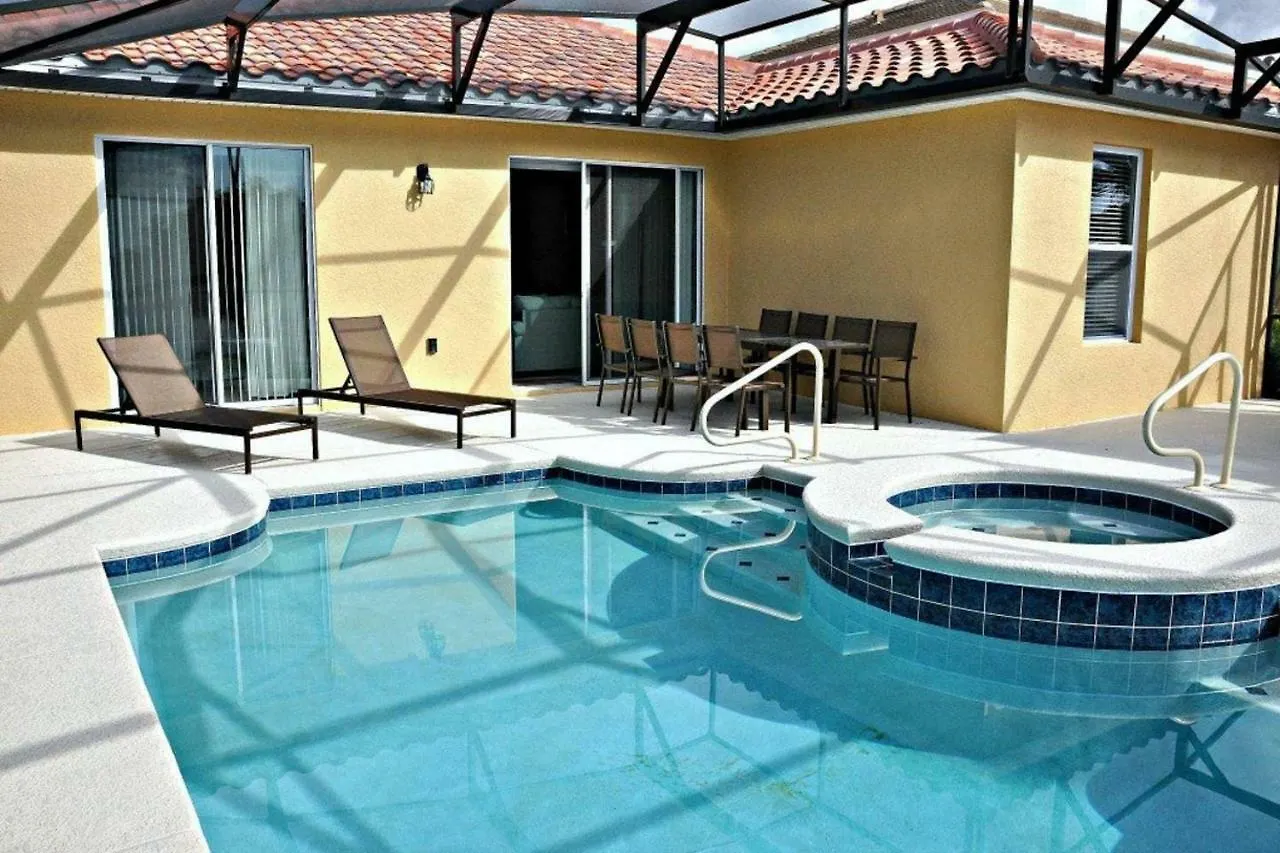 5356 Water Park Solterra Resort 5Bed House - 10 Minutes From Disney Davenport Holiday home